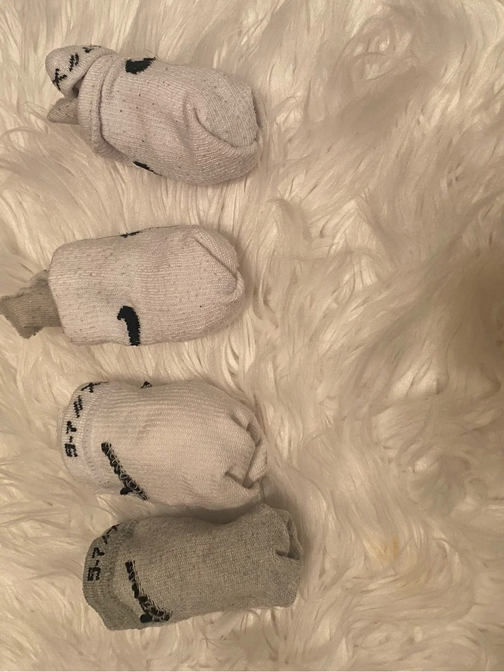 NWOT Reebok boys 4-5T  White, Gray & Neon Athletic Sock Mix 19 pair